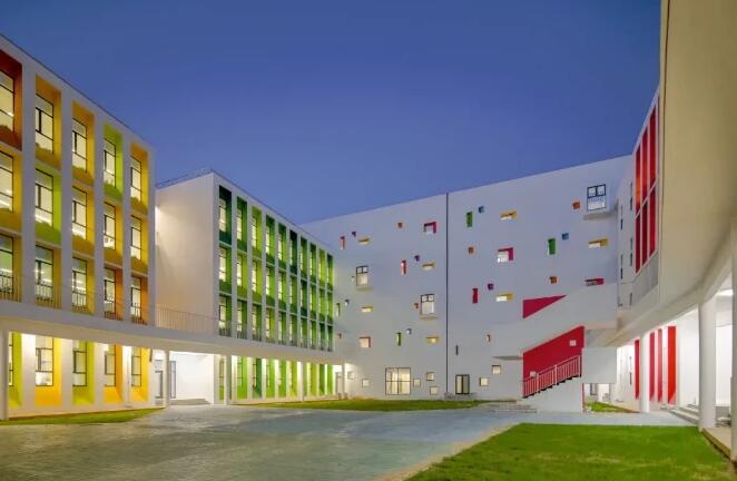 �Ϸ����������≦�����҃�(n��i)���������